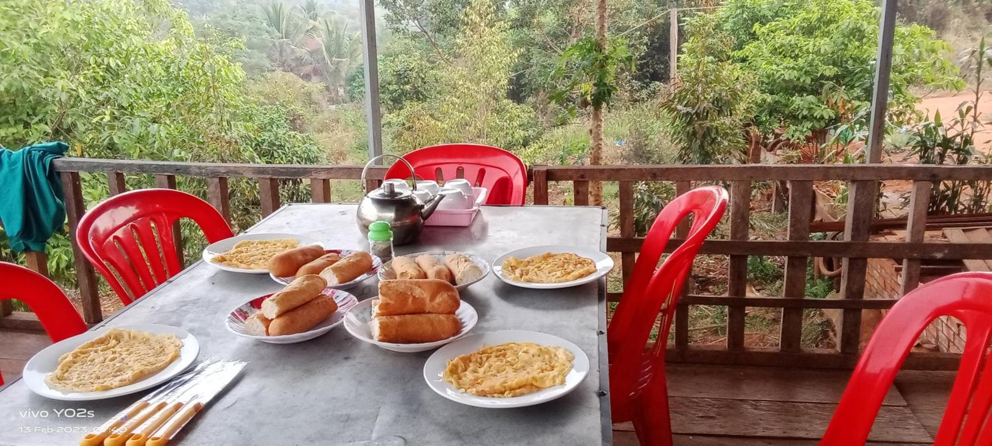 Srey Leap Homestay バンラング エクステリア 写真