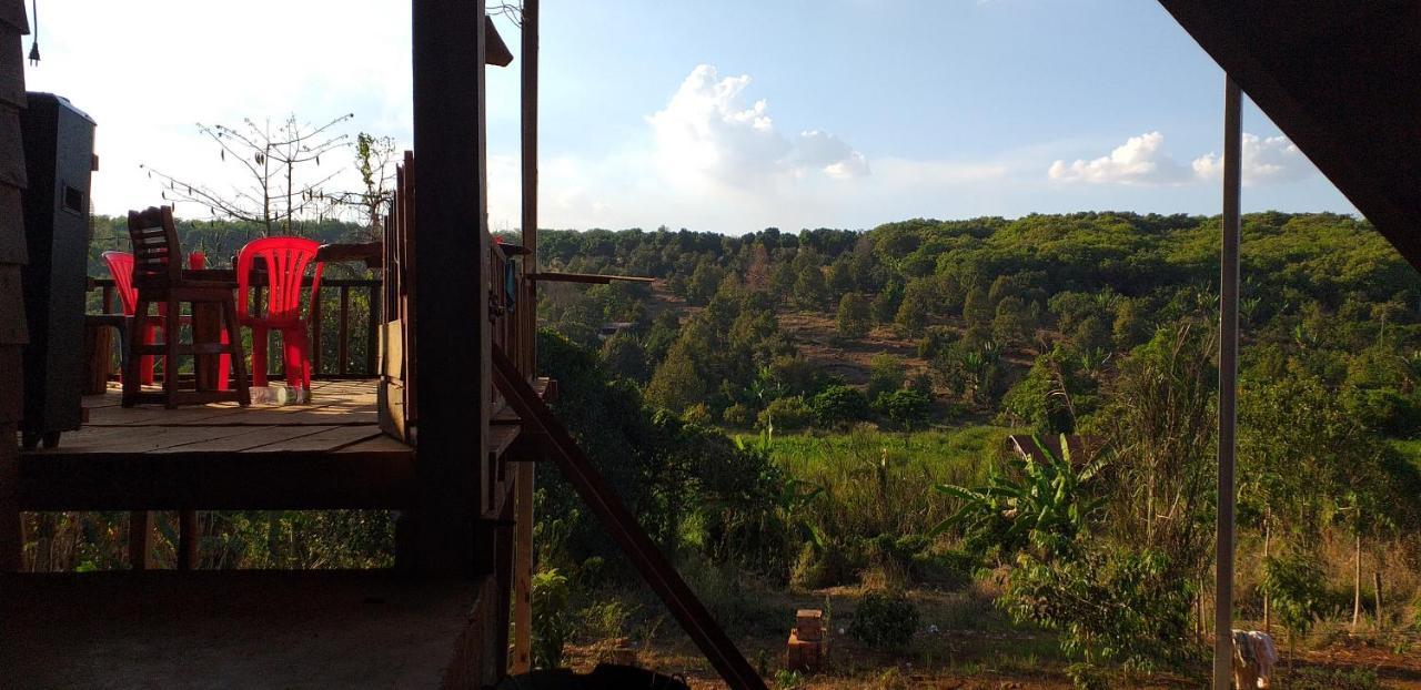 Srey Leap Homestay バンラング エクステリア 写真